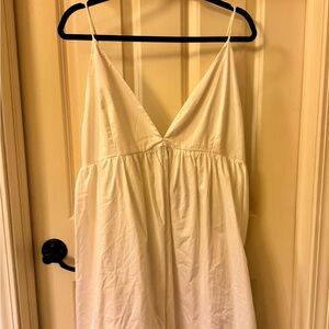 Abercrombie & Fitch White Sleeveless Spaghetti Strap V-Neck Sundress